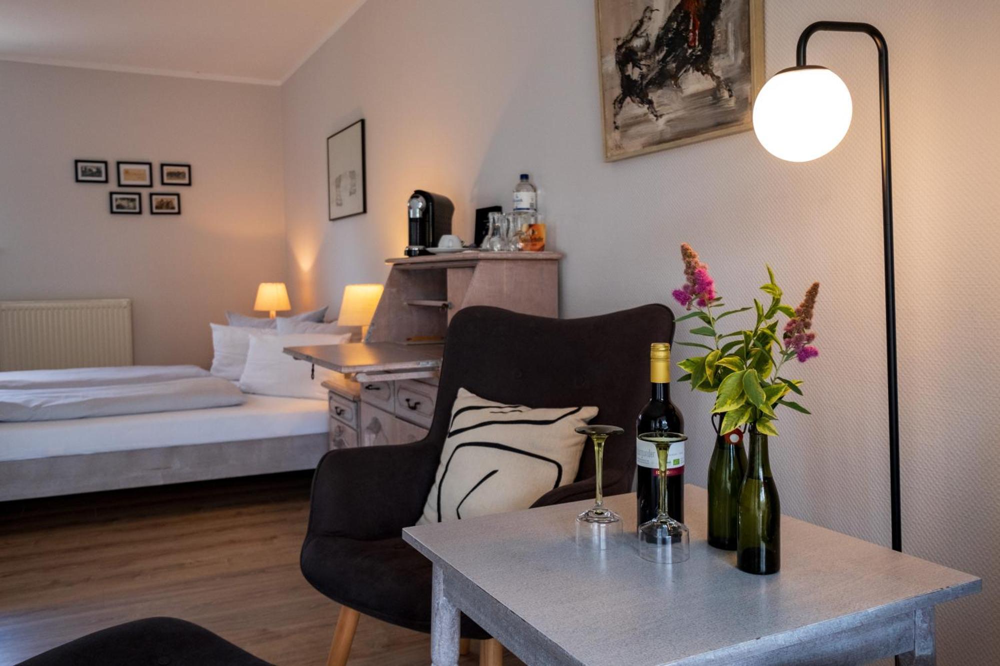 Rosenhof Am Plauer Garni Mit E-lade Saeule Hotel Plau am See